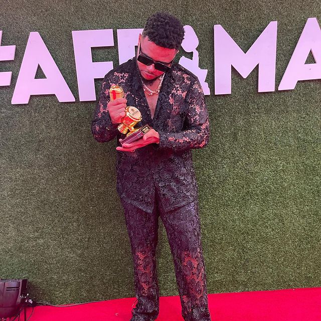 MAJOOS brille à AFRIMA, remporte le prix du Meilleur duo/groupe en Afrique contemporaine