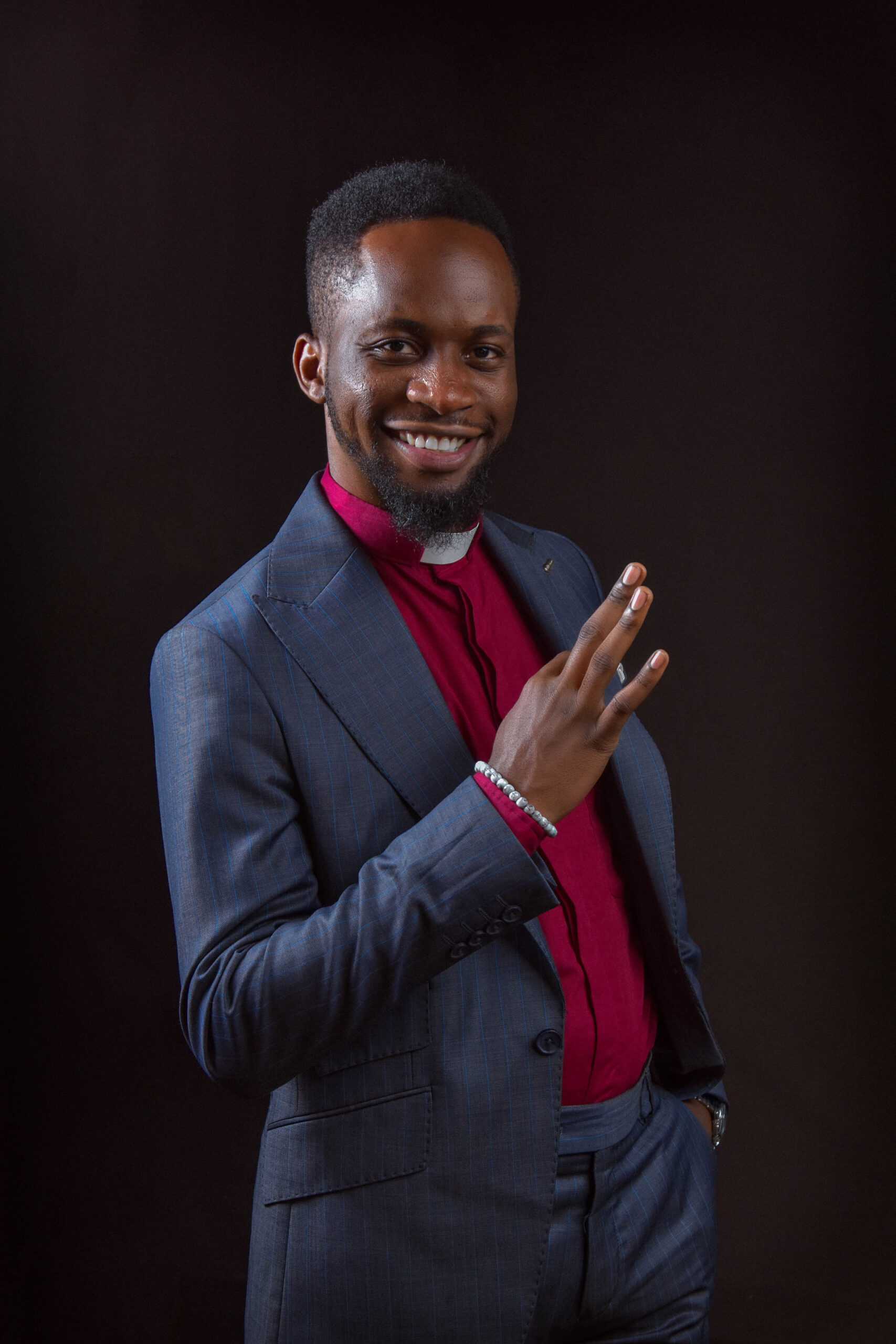 HERMAN AMISI le prédicateur de la bonne humeur