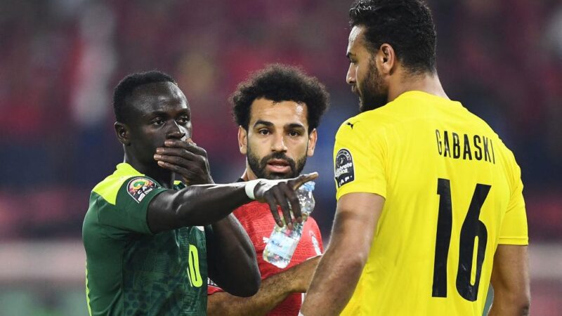 Mane célèbre, Salah en larmes alors que le Sénégal remporte la CAN