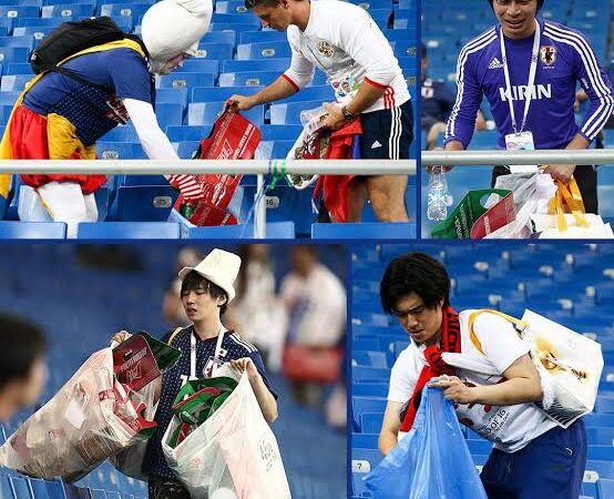 Pourquoi les supporters japonais nettoient volontairement les stades lors de la Coupe du monde de football 2022.