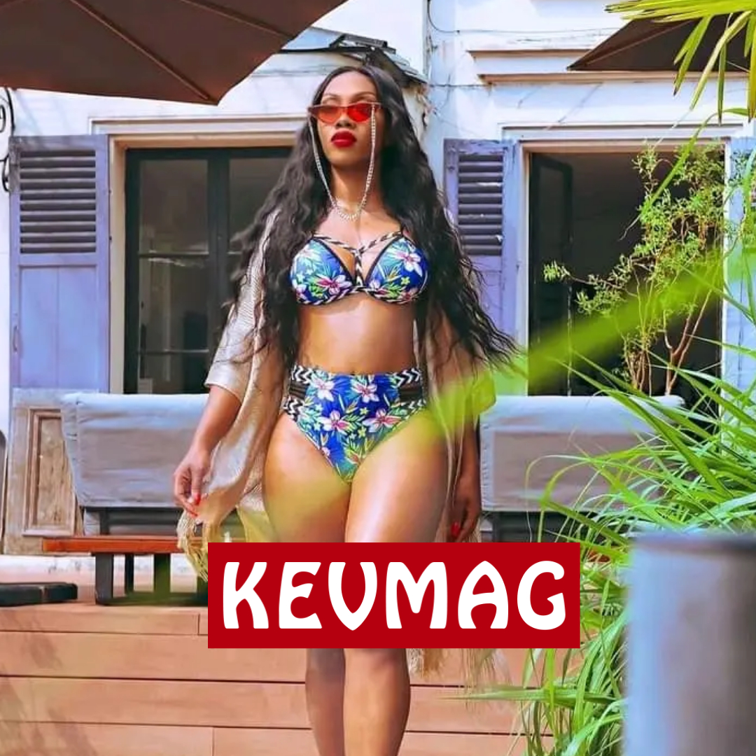 NINITA annonce la sortie de son 1er album.