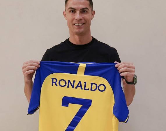 Cristiano Ronaldo rejoint l’équipe saoudienne d’Al Nassr