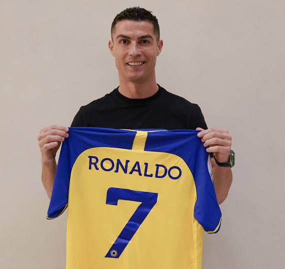 Cristiano Ronaldo rejoint l’équipe saoudienne d’Al Nassr
