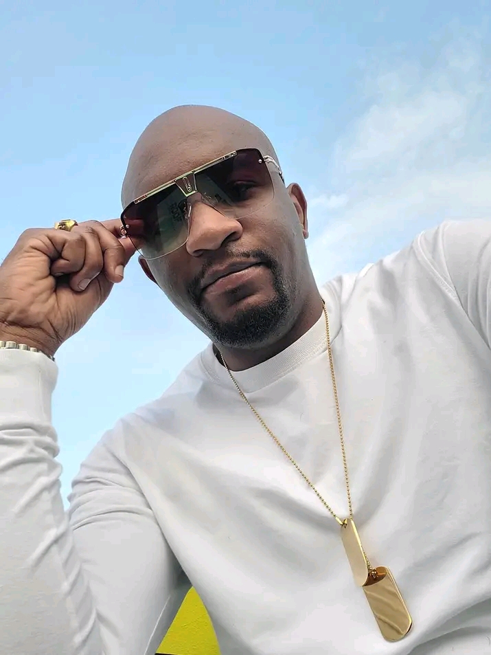 Dj Bombe H un féru de la musique qui fait bouger.