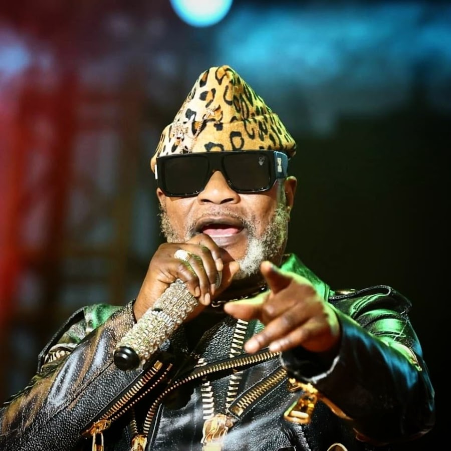 Les promoteurs de musique au Kenya se montre en désarroi face à la dette de Koffi Olomide.