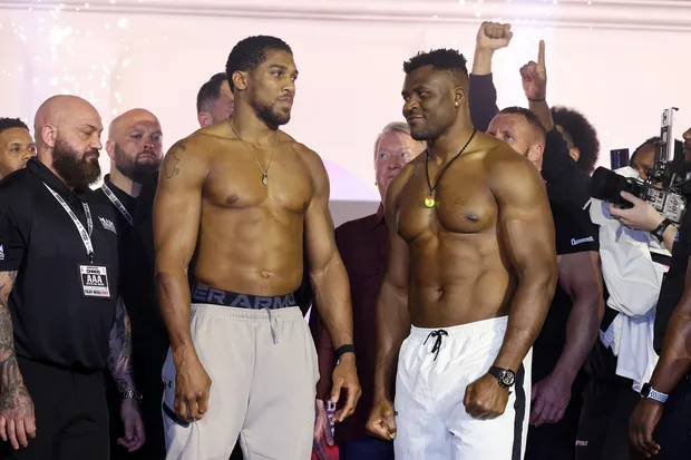 Anthony Joshua contre Francis Ngannou le Combat le plus attendu
